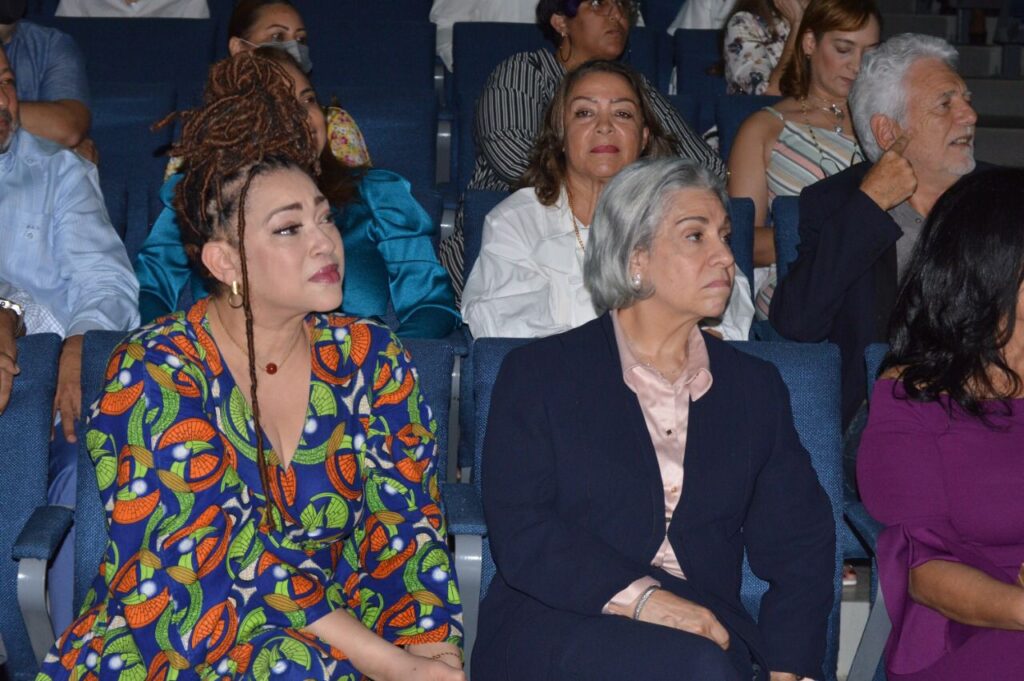Franklin Romero reconoce a las mujeres destacadas de la Provincia Duarte y del País